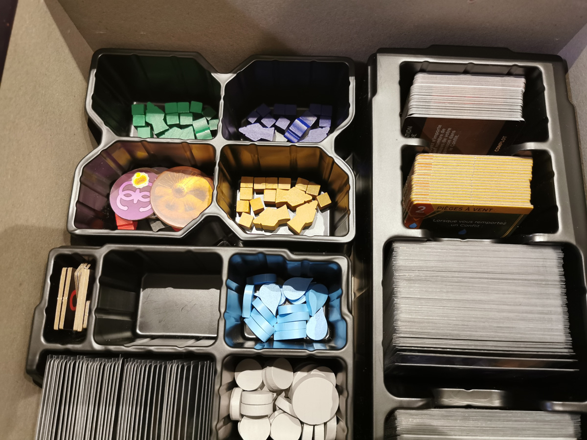 Avis et test du jeu de société Dune Imperium + l