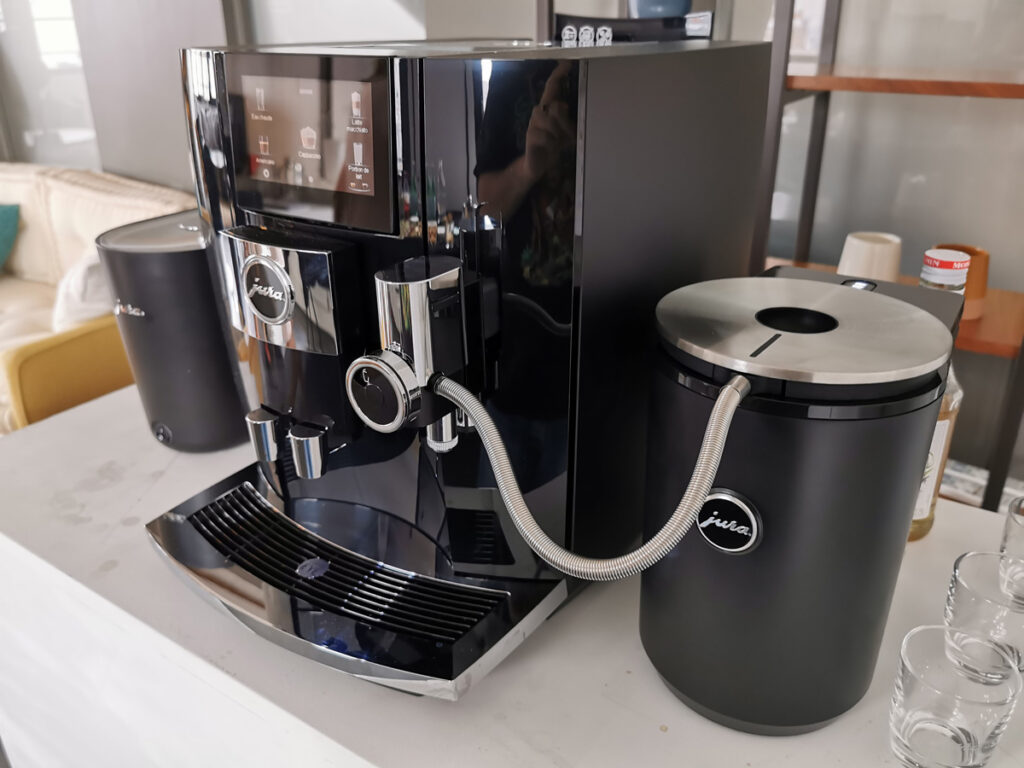 Machine à café grain JURA S8 Chrome