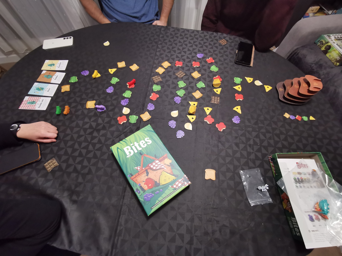 Test du jeu de société Bites + l