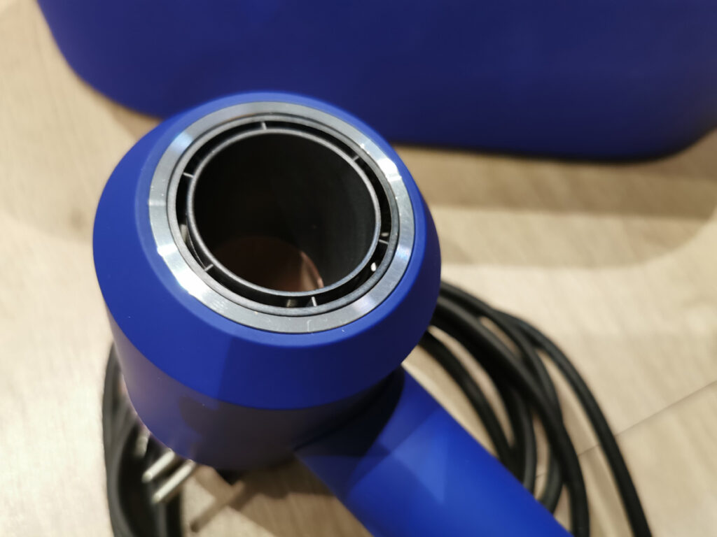 Sèche cheveux DYSON SUPERSONIC cheveux crepus, TOP ou FLOP ? 