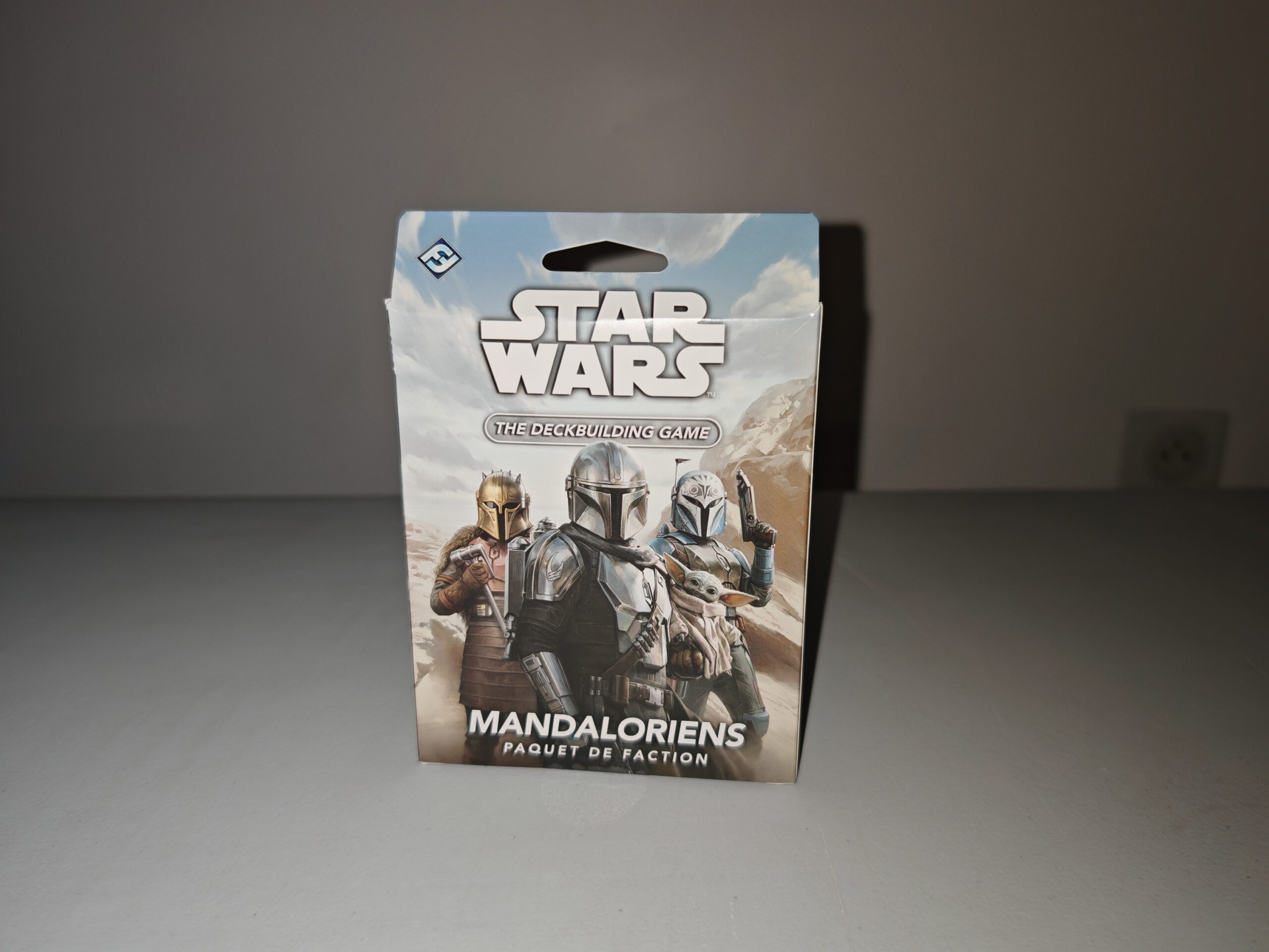 Avis et test de l’extension Star Wars: The Deckbuilding Game – Mandaloriens (Fantasy Flight Games)