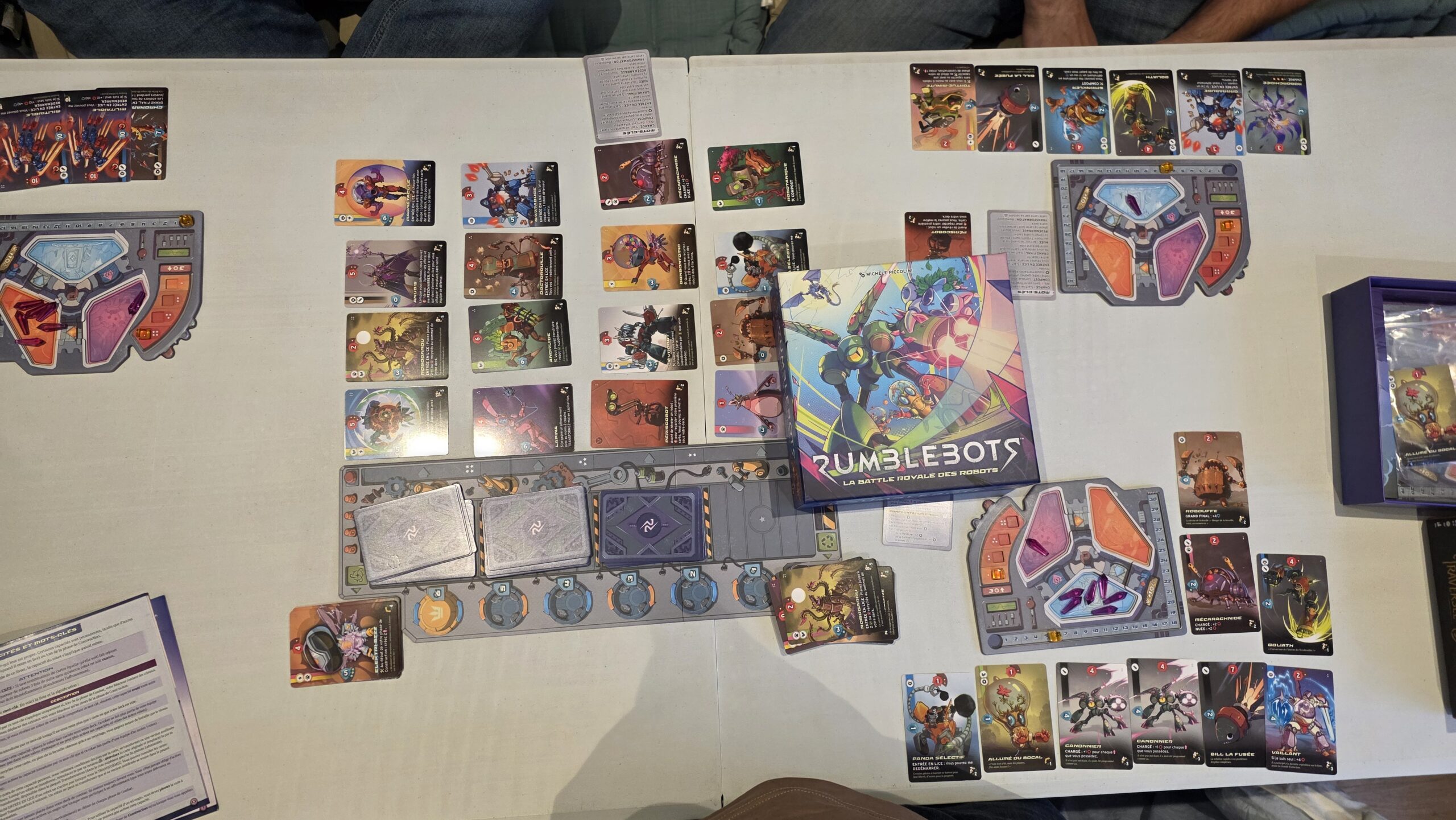 J'ai testé l'autobattler deckbuilding Rumblebots (Da Vinci)