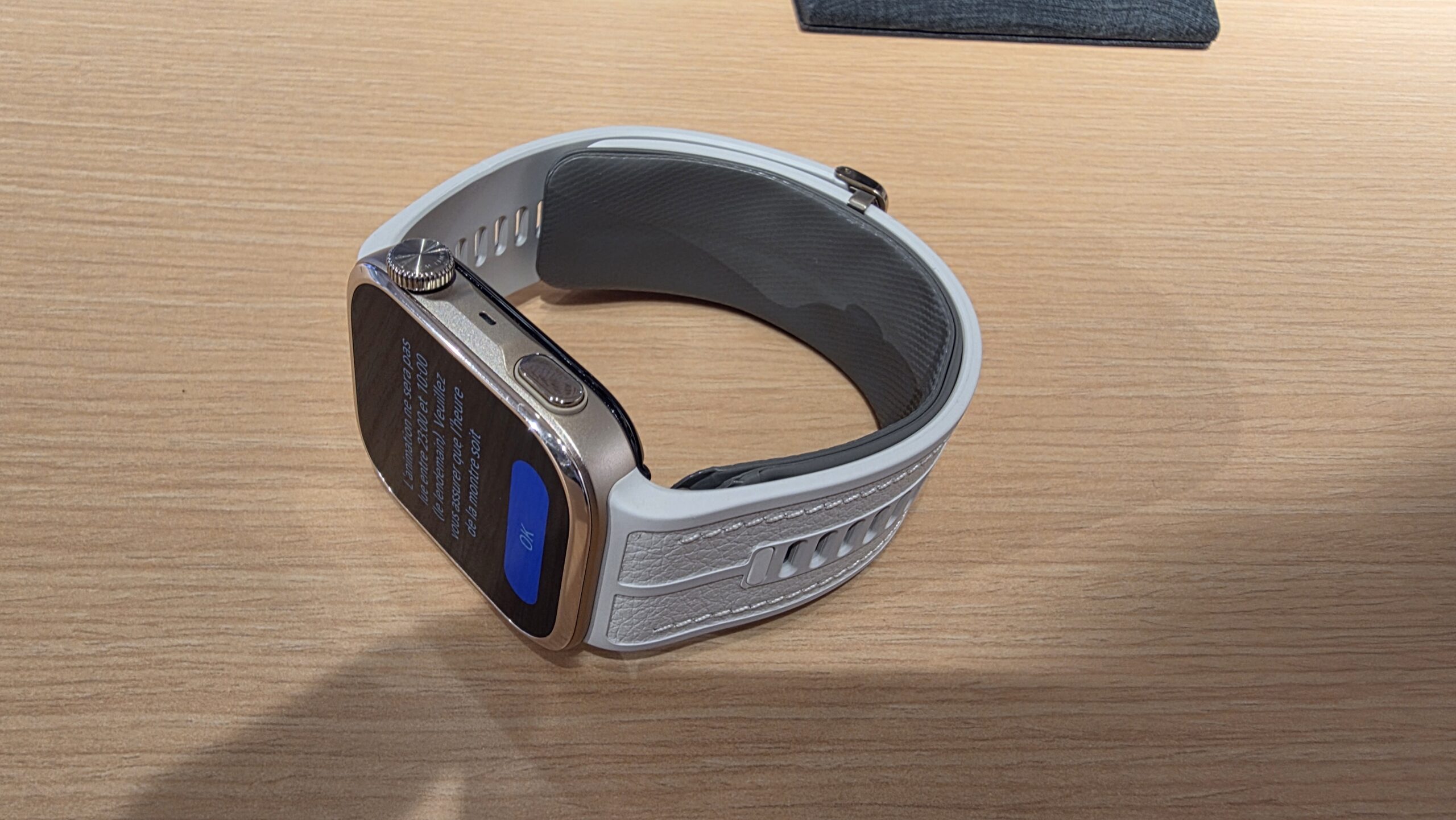 La Huawei Watch D3 intègre un tensiomètre